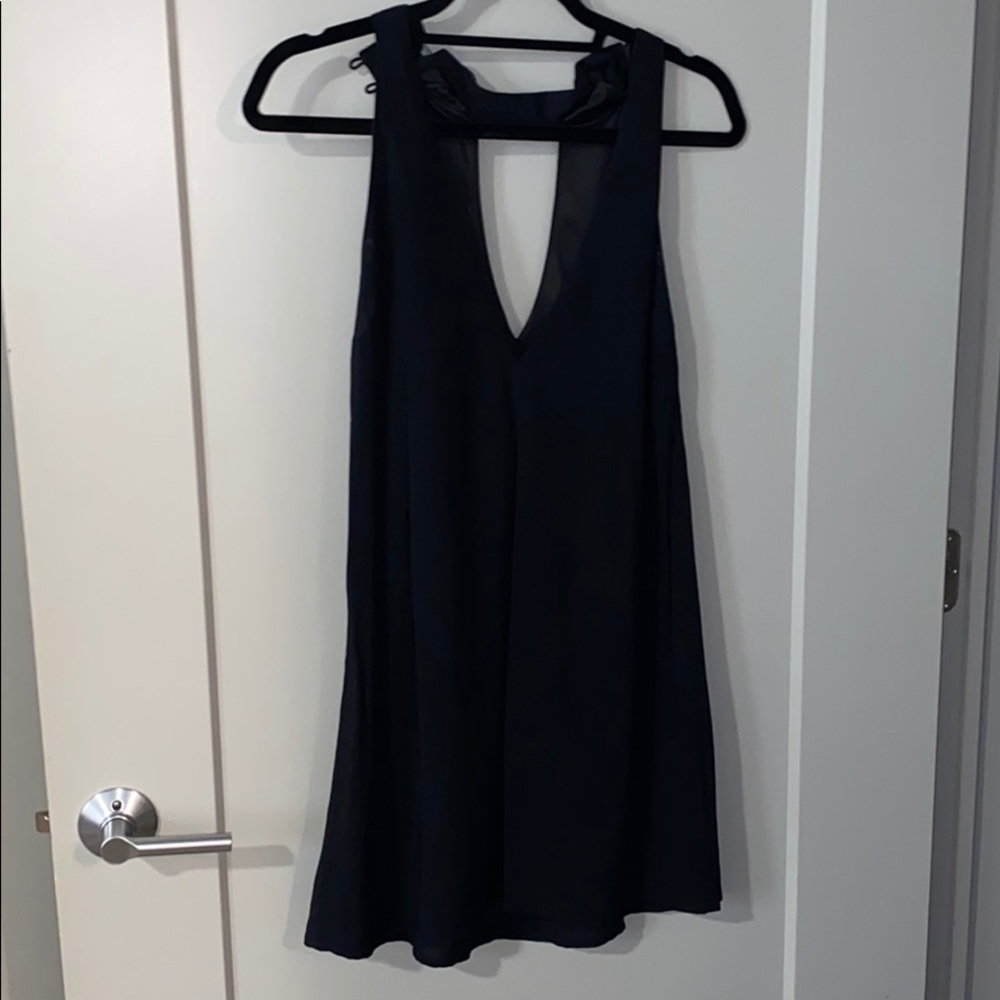 V neck black dress